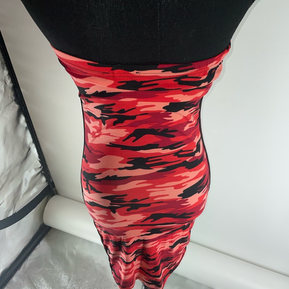 Cameo print tube dress - Picture 3 of 3